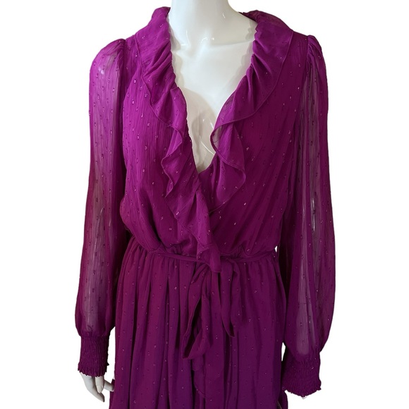 NWT Taylor Women’s Metallic Surplice V-Neck Long Sleeve Ruffled Trim Mini Dress - Picture 3 of 14